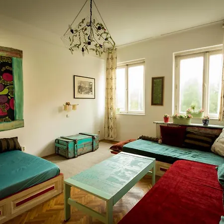 Apartment Cosy Art Flat In Downtown *
