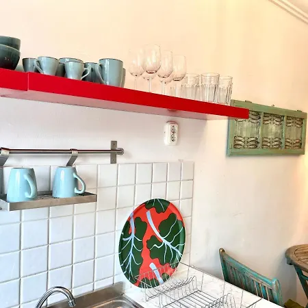 דירה Cosy Art Flat In Downtown *